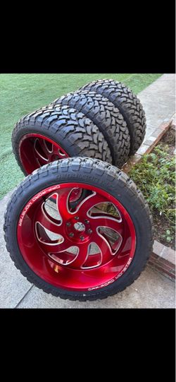 Chevy Silverado rims 24x12 rims like me tires 35x12.50/24