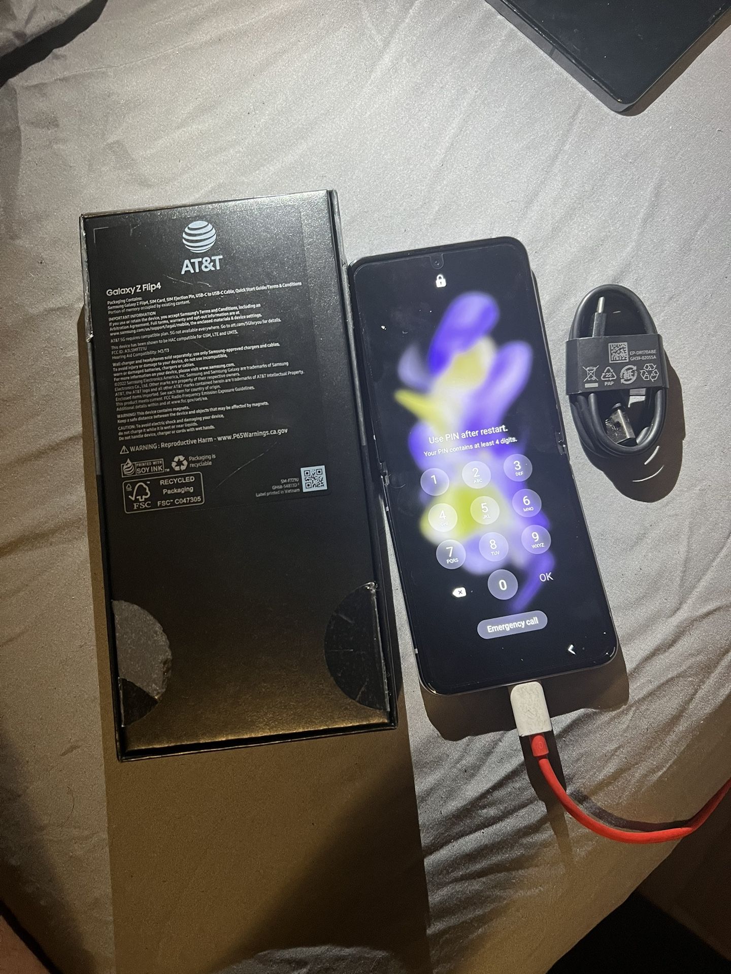 Galaxy Z Flip 4