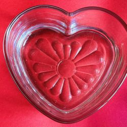 Vintage New Heart Shaped Heavy Glass Bowl 