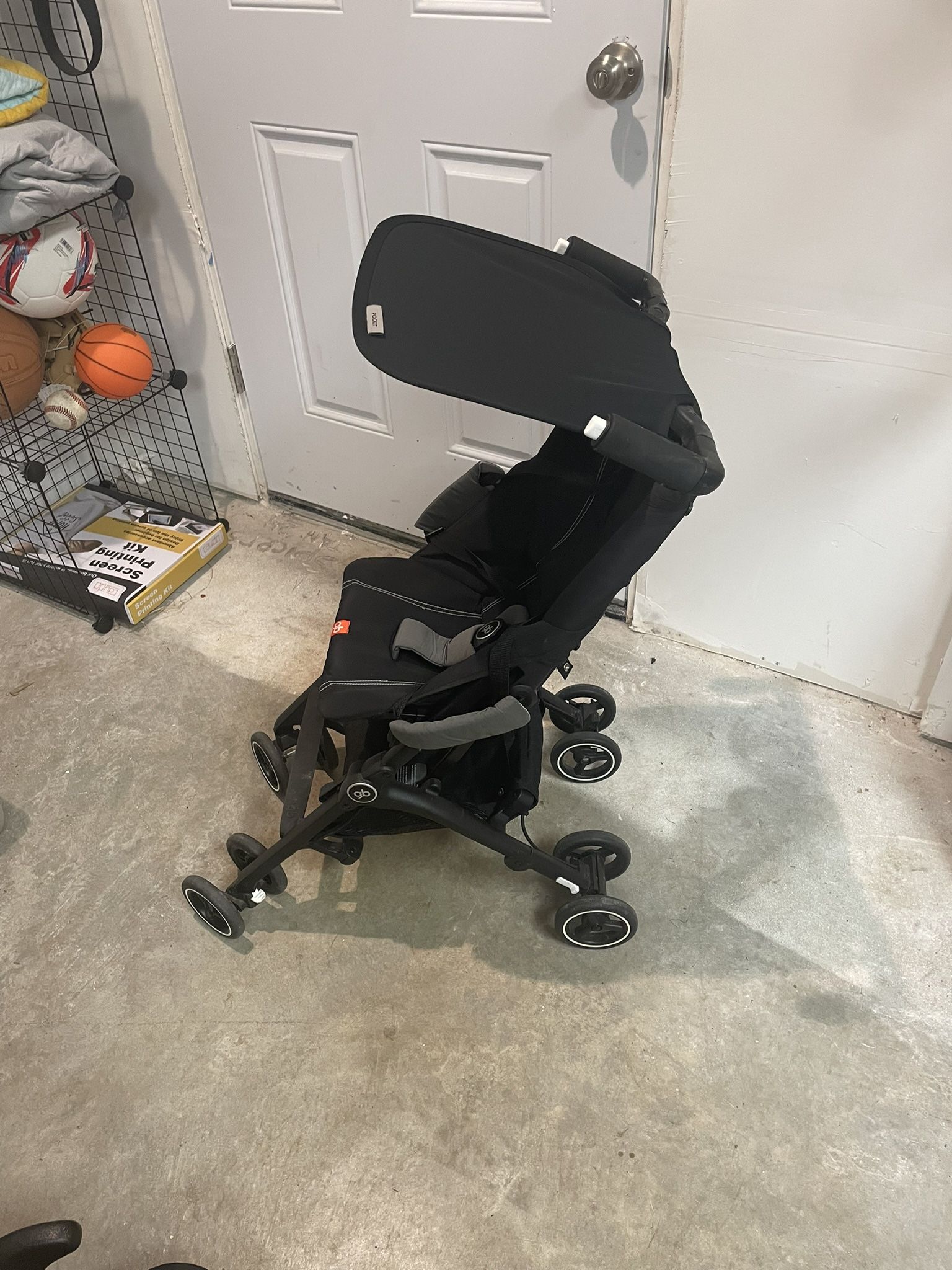 GB Pockit Stroller - Pending Pickup