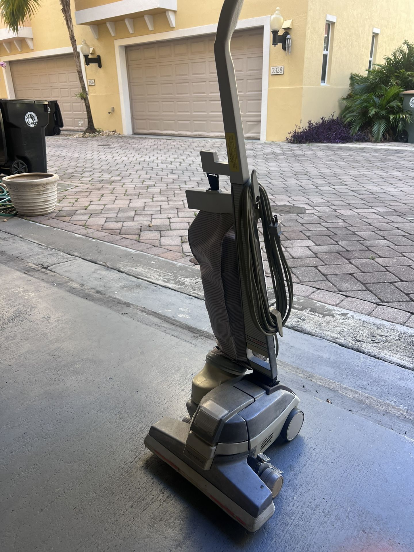 Kirby Vacuum Cleaner
