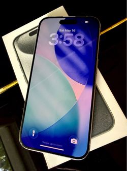Apple iPhone 15 Pro 1TB- Titanium White - MINT condition Factory Unlocked
