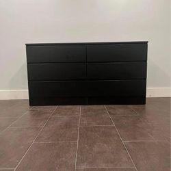 New  - Dresser 