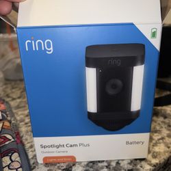 Ring Spotlight Cam Plus 