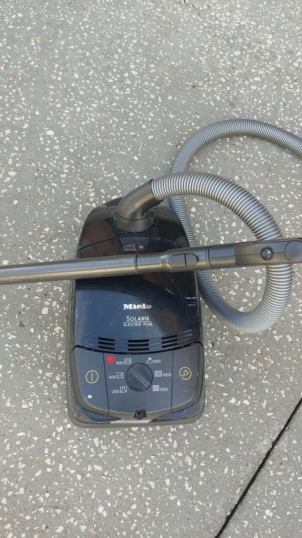 Miele Solaris Electro plus for Sale in Eustis, FL OfferUp
