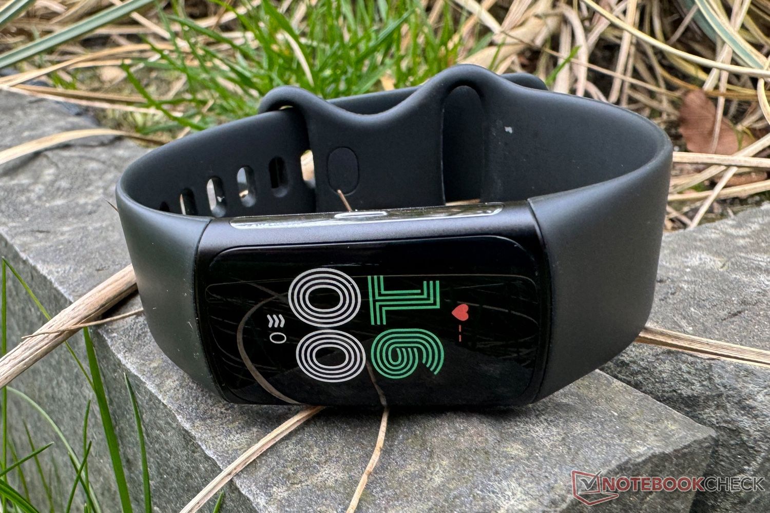 Fitbit Charge 6