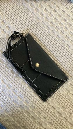 Dooney & Bourk Clutch