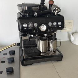 Breville Barista Express Espresso Machine BES870BSXL, Black Sesame