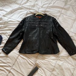 2x Eagle Leather Riding Leather 