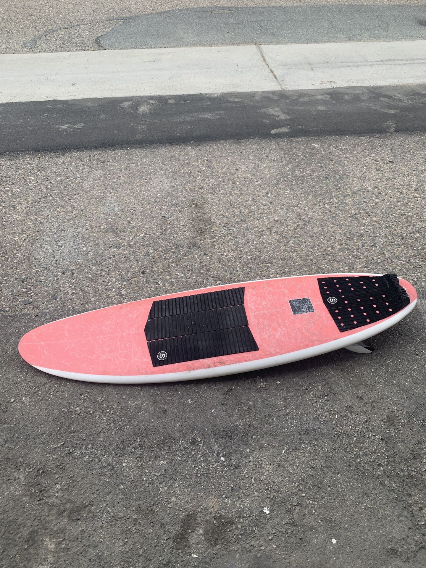 5’6 Threads Surfboard