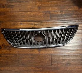 2004-2009 Lexus Rx330 Rx350 Rx400H front upper grille (also called the radiator grille or main grille assembly) for the 2004-2009 Lexus RX second-gene