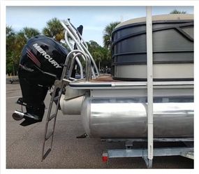 2016 Crest 230 SLC Tritoon Boat