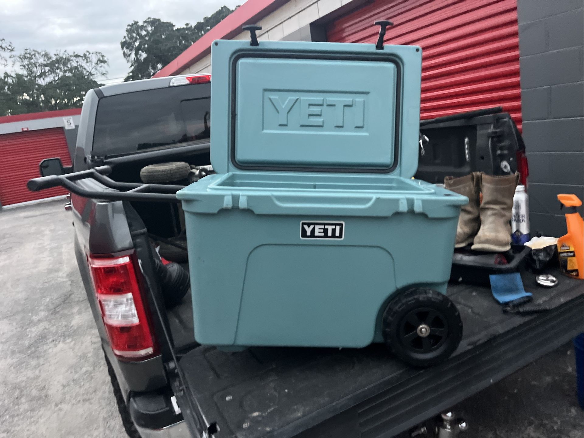 Yeti Tundra Hauler