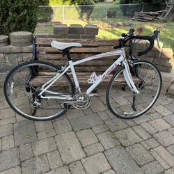 Specialized Dolce Road Bike 