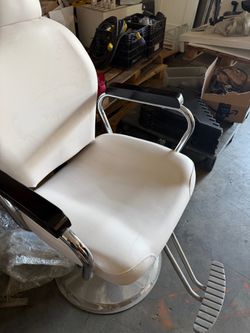 Beauty Chair
