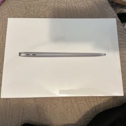 13-inch MacBook Air M1 Chip 256gb Brand New Sealed 