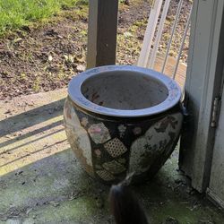 Large Ceramic Pot 