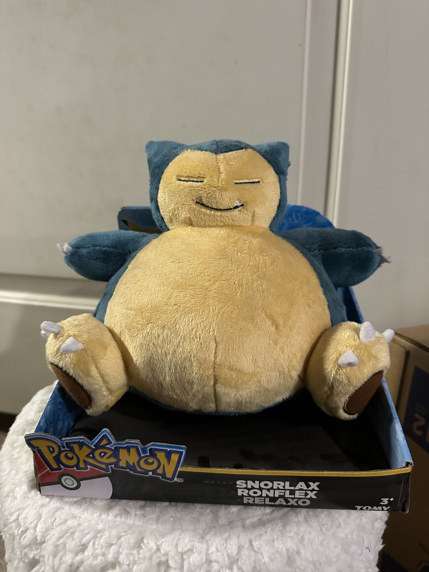 Snorlax 8" Pokemon Plush Official Licensed TOMY