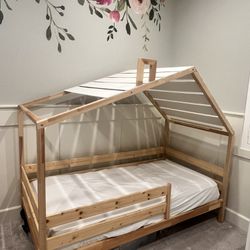 Montessori  Wood Bed Frame And Mattress 