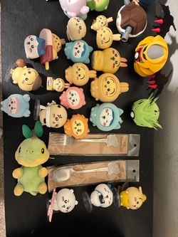 Pokemon and chiikawa figures