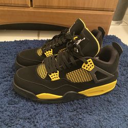 Jordan 4 retro thunder