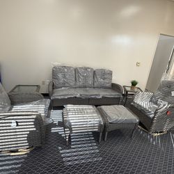 Patio Furniture 7 Pieces Available Delivery 🚚 