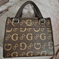 Guess Crossbody