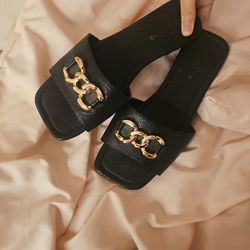 Chain Detail Flat Slide Sandals Size 7