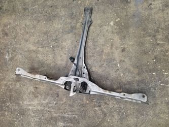 2007 Acura rsx type s oem  front t bracket clean parts