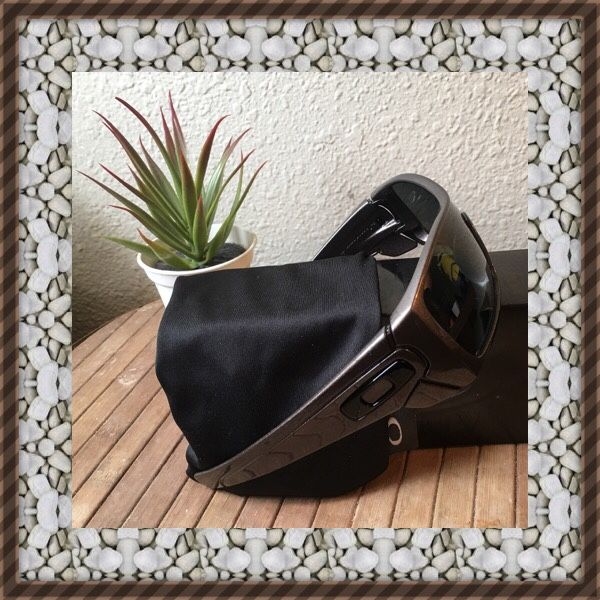 OAKLEY SUNGLASSES 😎