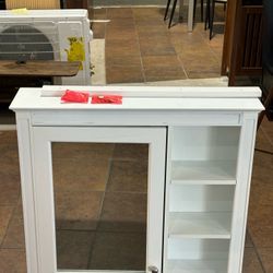  🔥Special Discount 🔥7-in x 28-in Surface Mount White Mirrored Rectangle Soft Close Medicine Cabinet(White)  💰69$