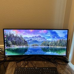 30” Curved Monitor