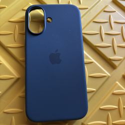 Apple iPhone 16 Silicone Case with MagSafe - Lake Green