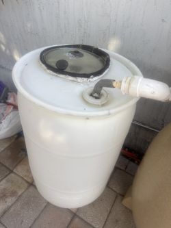 Collecting Rain Water Tank 