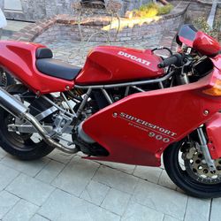 1993 Ducati 900ss
