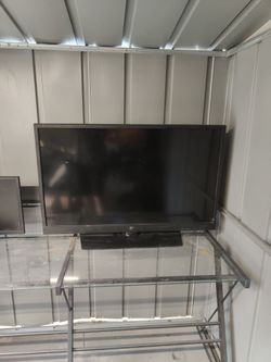 40" TV Television Wusthoff