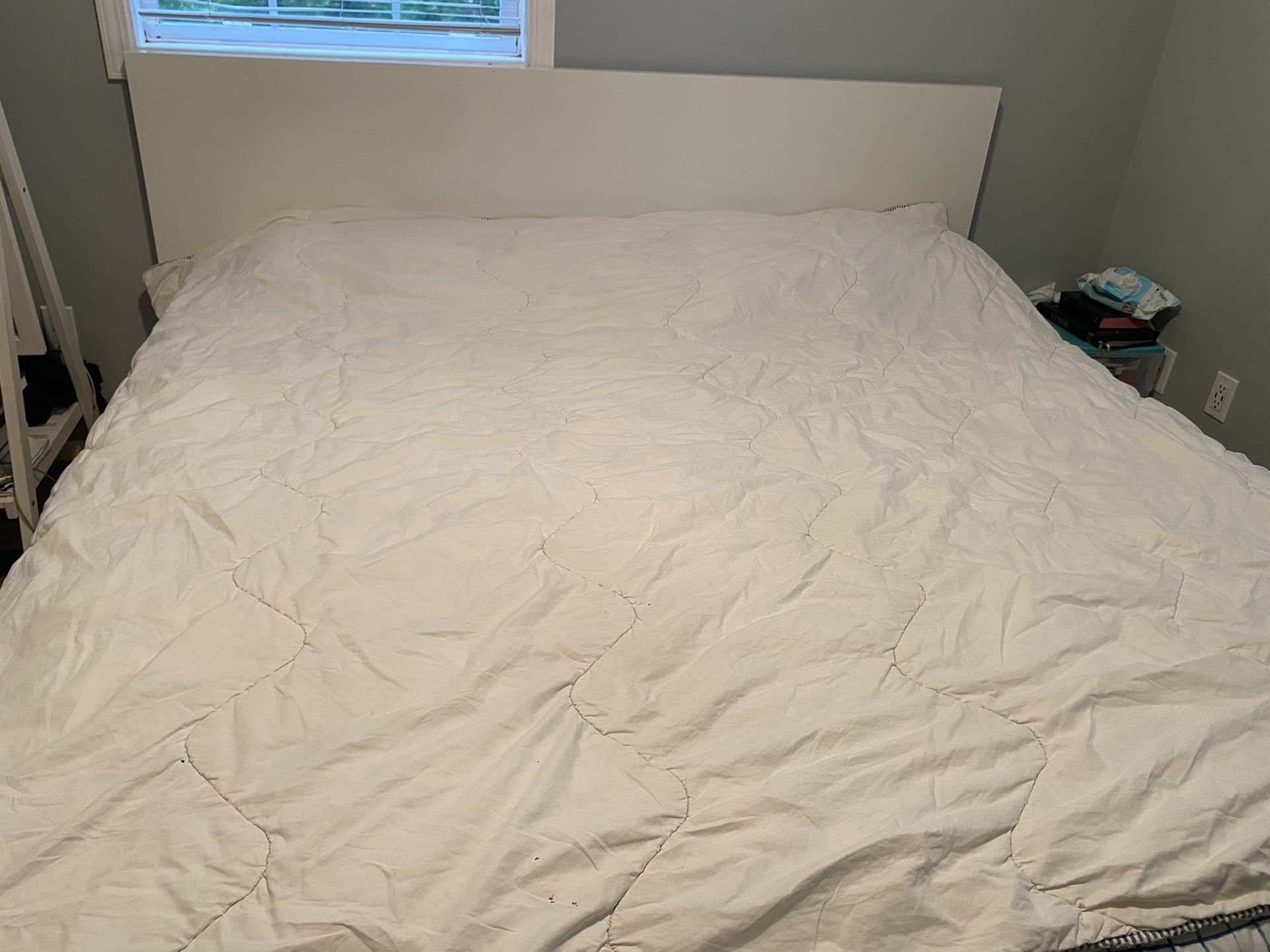 King Size Ikea Bed With Mattress