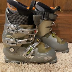 Salomon Women’s Ski Boots