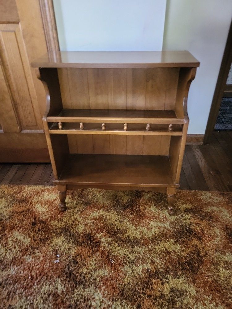 End Table/Book Case