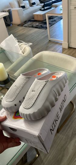 Nike mind size 9