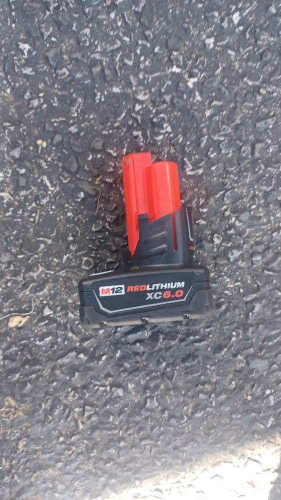 Milwaukee M12 XC6.0 battery