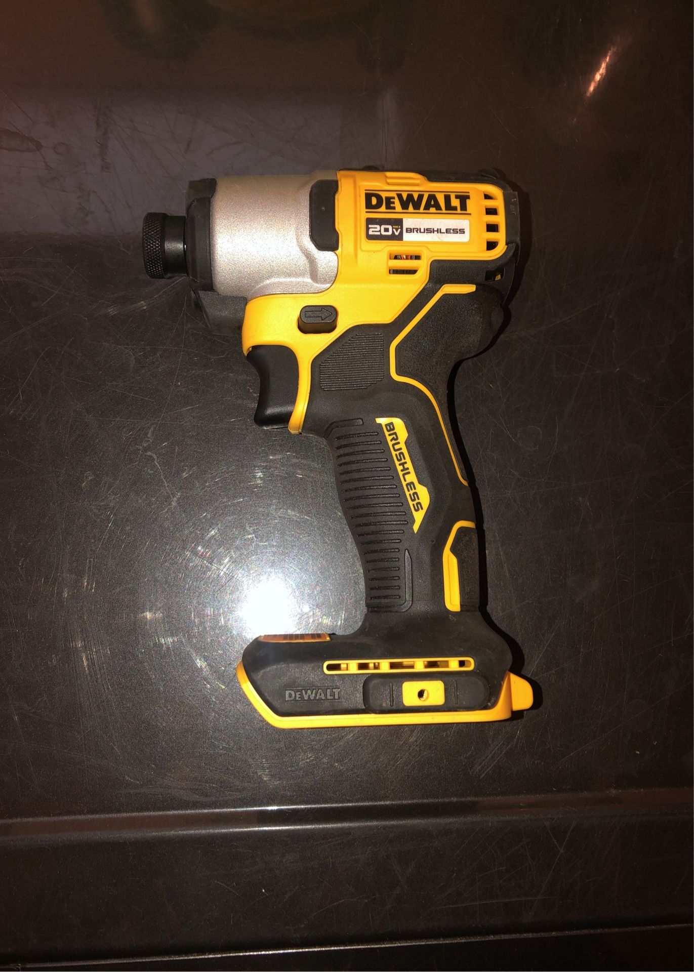Dewalt Impact DriverDCF840