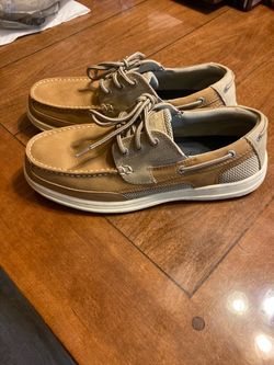 Like new Dockers Mens Beacon Boat Lace-up Shoes Size 8.5