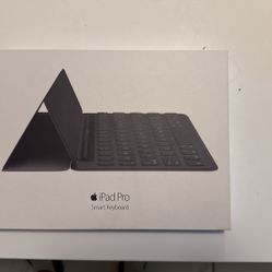 iPad Pro Smart Keyboard 9.7