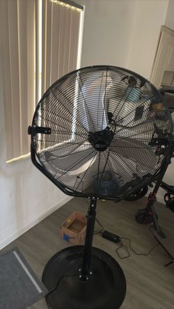 Large 30 inch industrial style fan