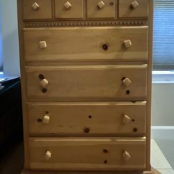 Pine Wood Chest Of Drawers