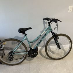 Adults Huffy 26" Rock Creek Mountain Bike, Fits Riders 5'0"+, Mint