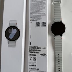 Samsung galaxy watch 7 like new