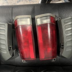 1997 Chevy Express Van 1500 Tail Lights