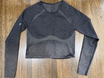 Fabletics activewear outfit 2 pieces